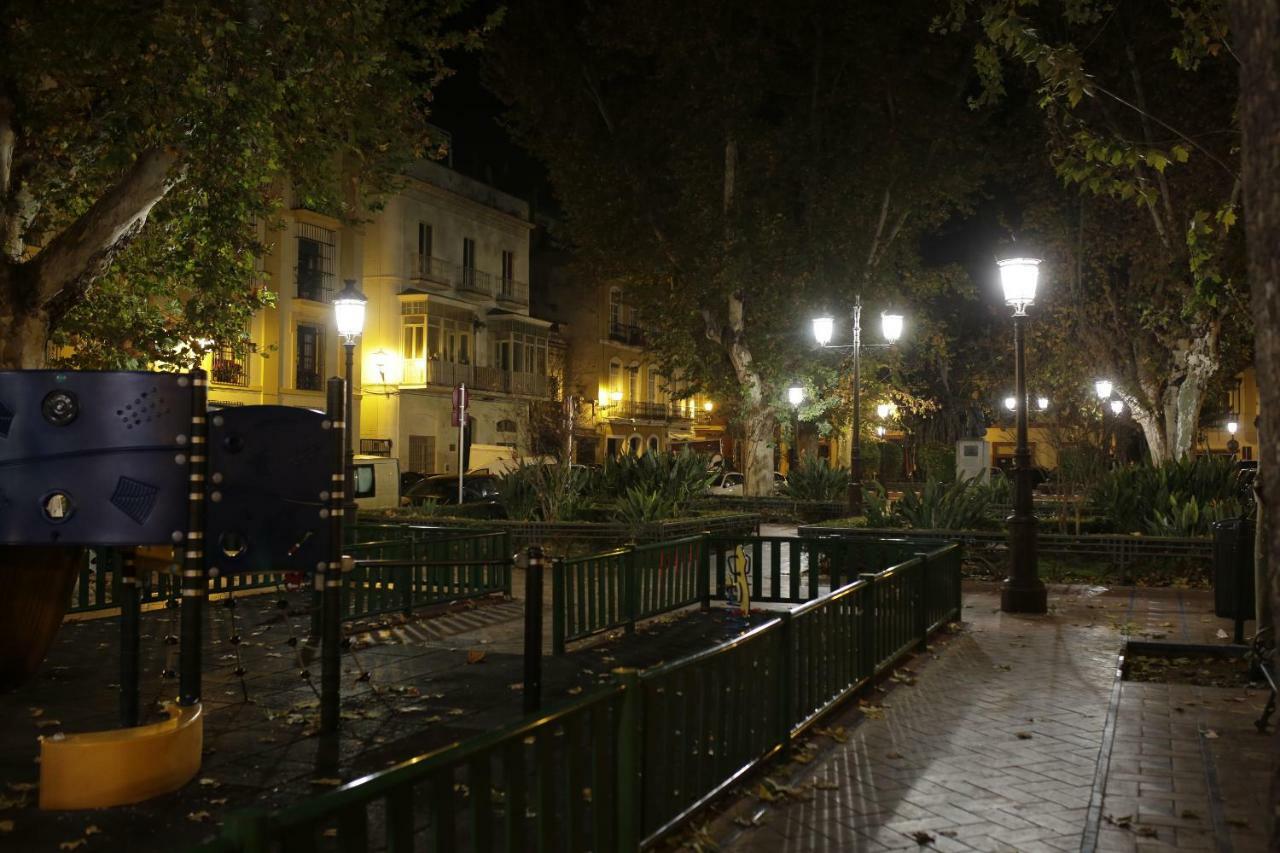 Las Llaves De San Pedro Sevilla Exteriör bild